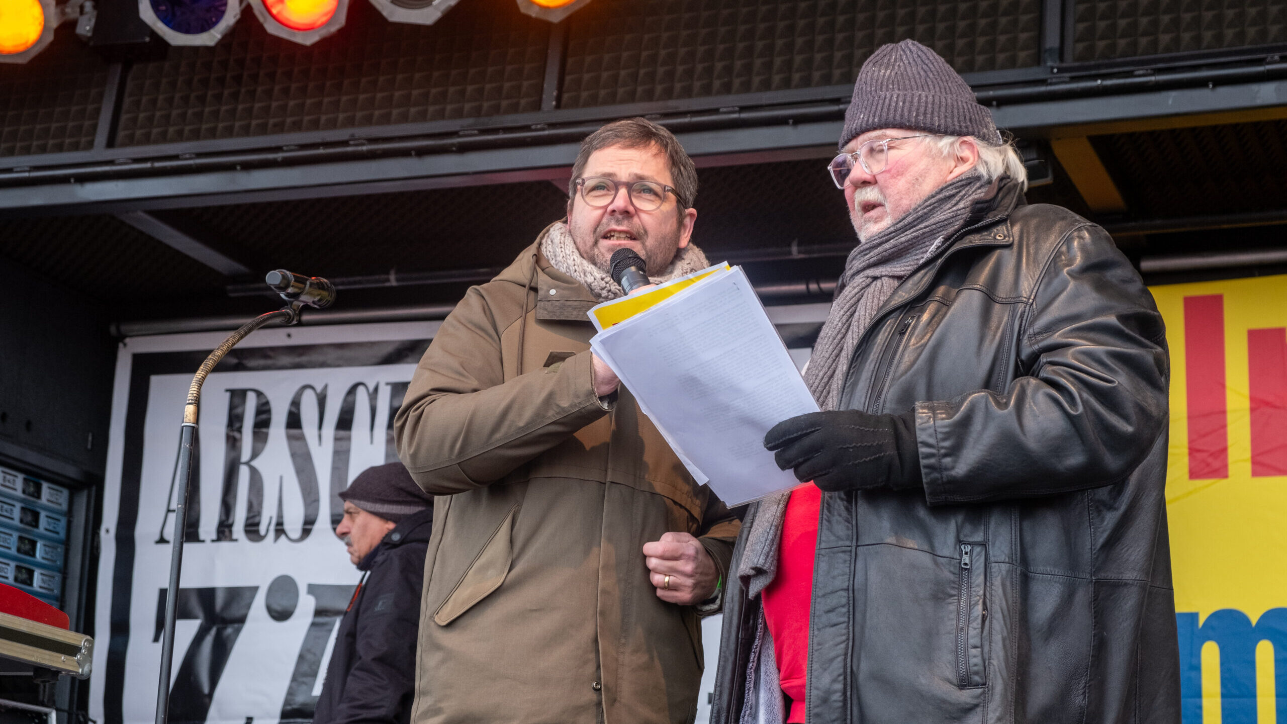 Du betrachtest gerade Mehr als 70.000 Menschen kamen zur Kundgebung „Demokratie schützen – AfD bekämpfen“