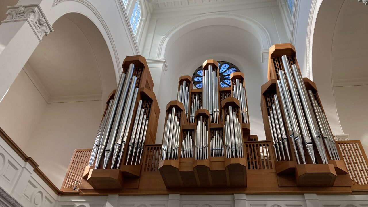 Du betrachtest gerade Ausnahmekünstler in der Trinitatiskirche: Stefan Palm spielt einen Orgelabend an Fronleichnam