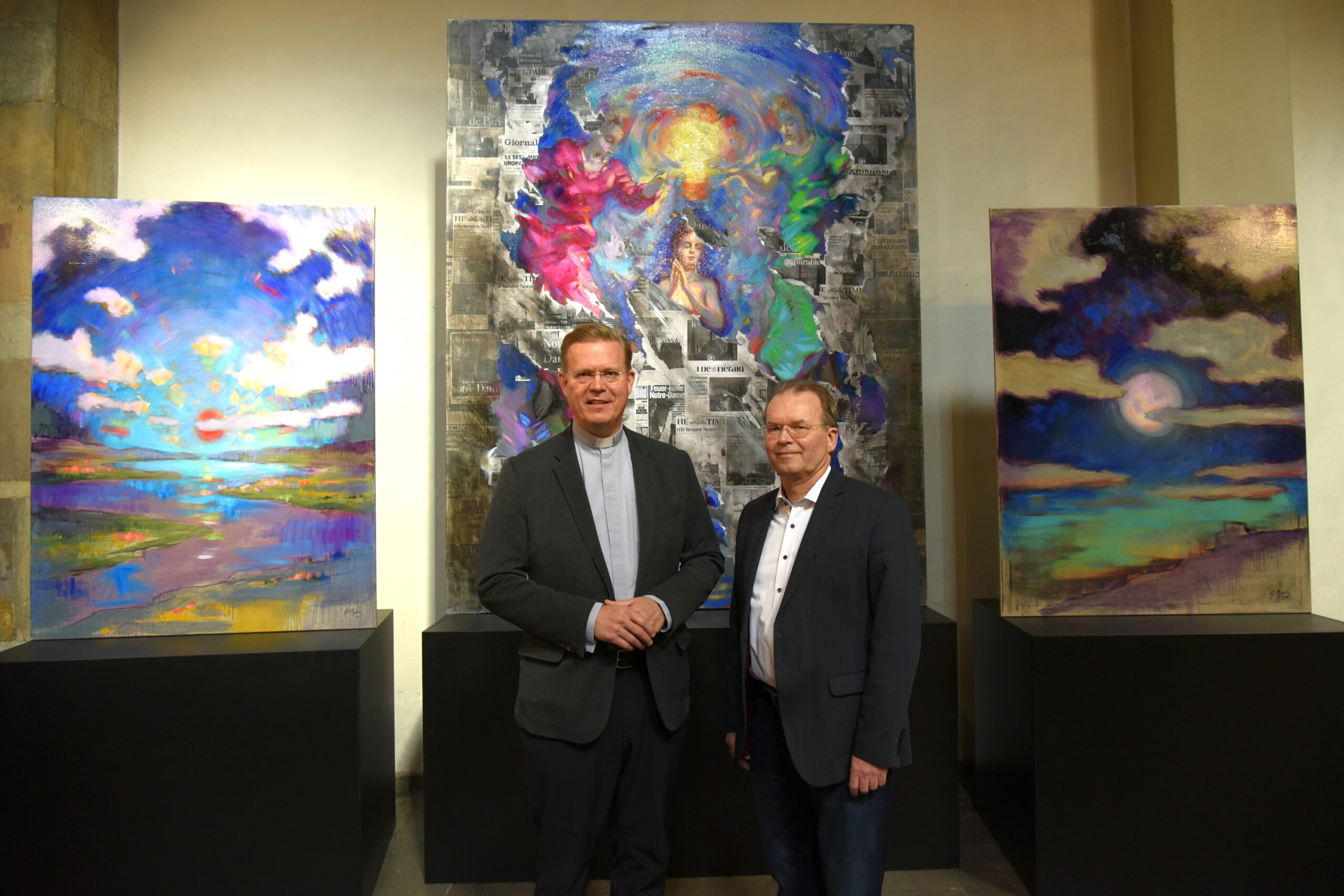 Dr. Dominik Meiering, leitender Pfarrer und Vorsitzender des Katholischen Kirchengemeindeverbandes Köln-Mitte, und Bernhard Seiger, Stadtsuperintendent des Evangelischen Kirchenverbandes Köln und Region (r.)