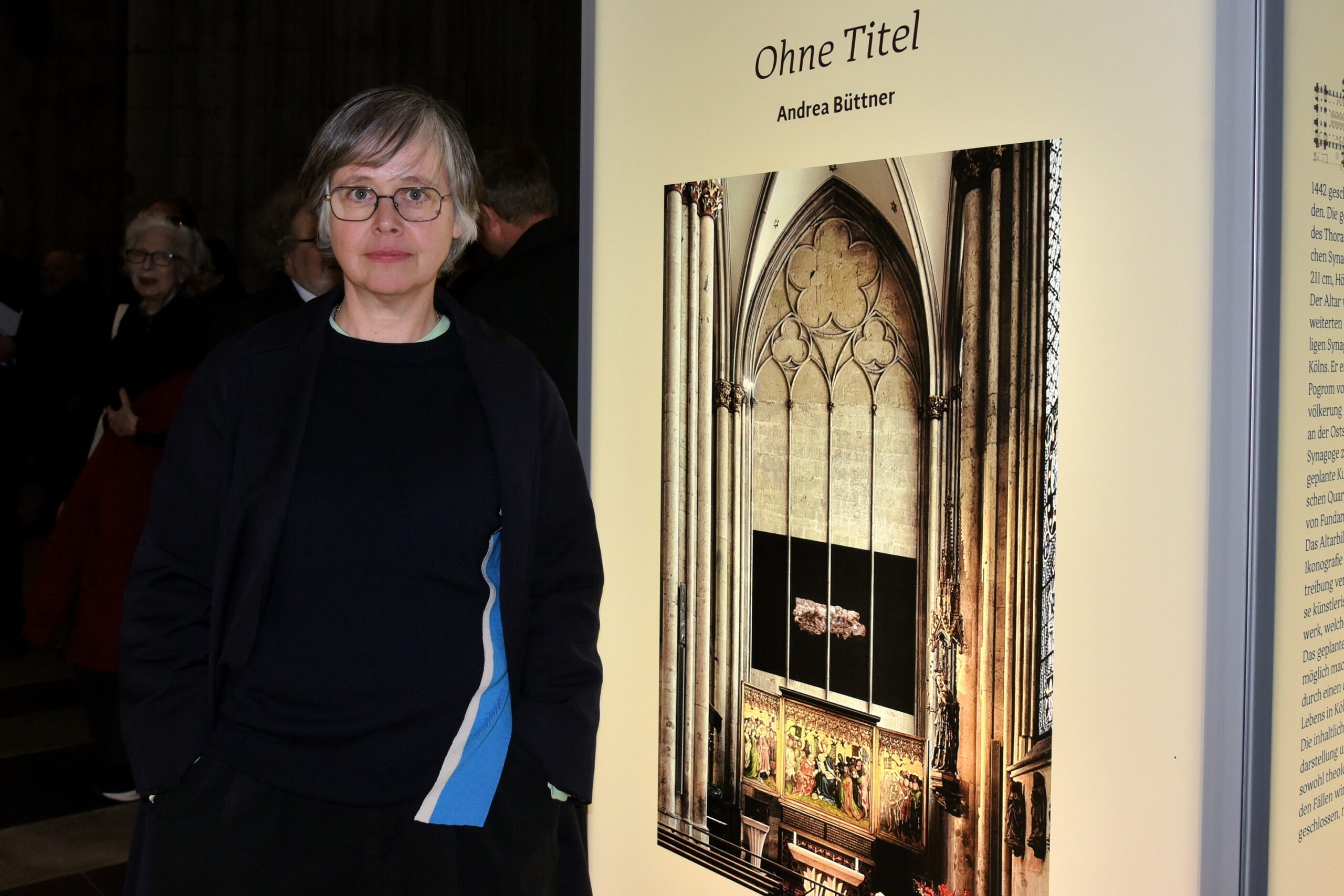 Andrea Büttner mit ihrem Entwurf.